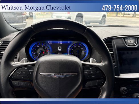 Used 2018 Chrysler 300 S RWD image 18
