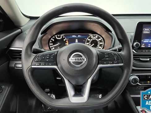 Used 2022 Nissan Altima 2.5 SV FWD image 53