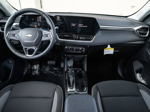 New 2026 Chevrolet TrailBlazer LT w/ Convenience Package image 12