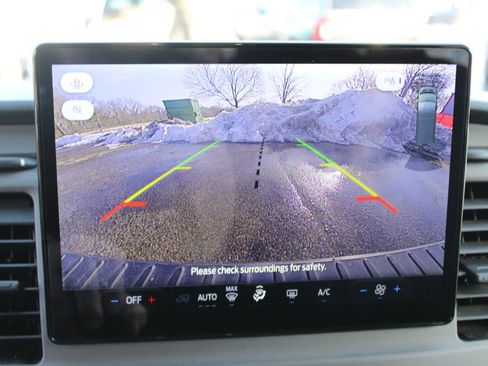 Used 2022 Ford Transit 350 XLT image 35