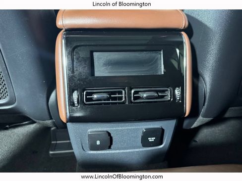 Used 2025 Lincoln Aviator Reserve w/ Illumination Package AWD/4WD image 13