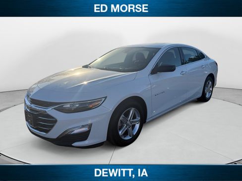 Used 2023 Chevrolet Malibu LS image 1
