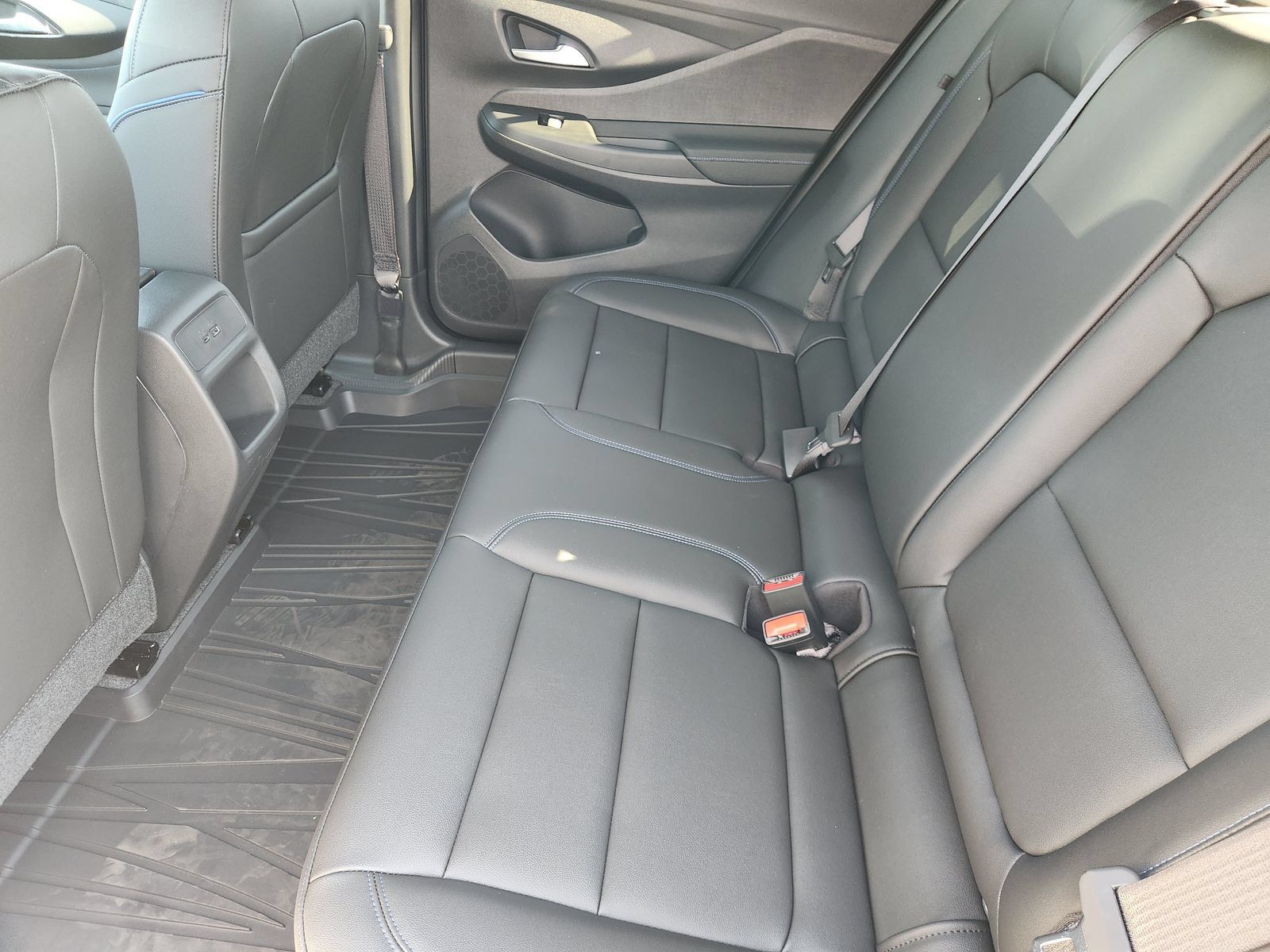 New 2026 Buick Envista Sport Touring w/ Convenience I Package FWD image 35