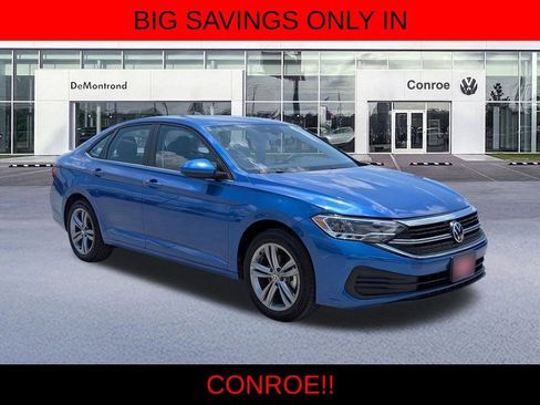 Used 2024 Volkswagen Jetta SE FWD image 3