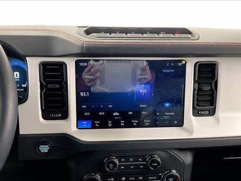 Used 2025 Ford Bronco Stroppe Edition image 5