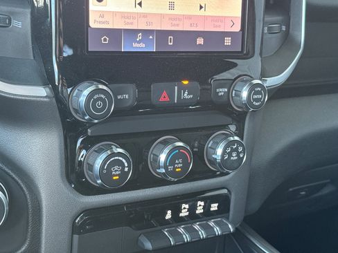 New 2026 RAM 1500 Big Horn AWD/4WD image 18