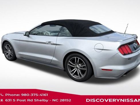 Used 2017 Ford Mustang Premium RWD image 4
