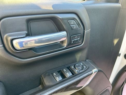 Used 2021 Chevrolet Silverado 1500 LTZ w/ LTZ Premium Package AWD/4WD image 27