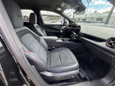 Used 2024 Chevrolet Blazer EV RS AWD/4WD image 17