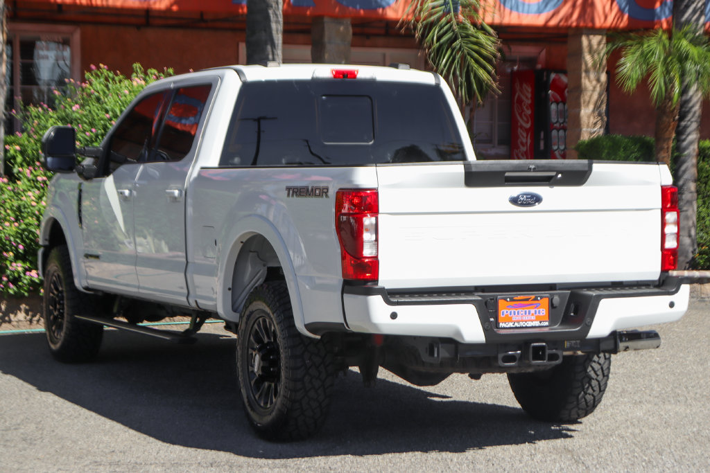 Used 2022 Ford F350 Lariat w/ Tremor Off-Road Package AWD/4WD image 7