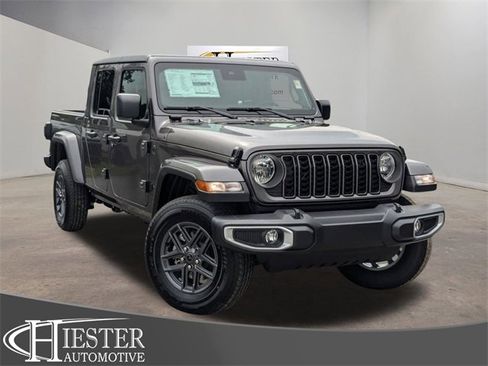 New 2025 Jeep Gladiator Sport image 1