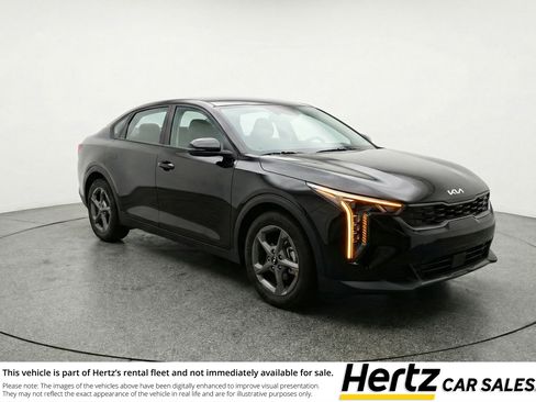 Used 2025 Kia K4 FWD image 1