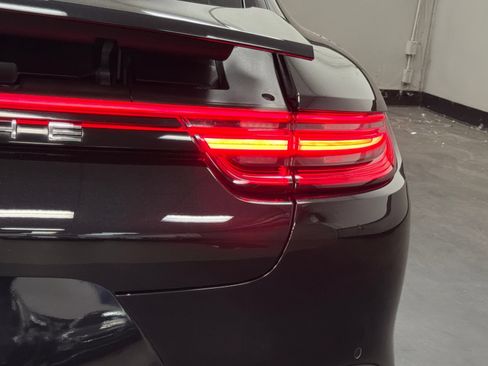 Used 2019 Porsche Panamera 4 AWD/4WD image 15