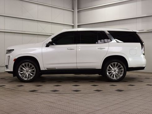 Used 2023 Cadillac Escalade Premium Luxury w/ Performance Package AWD/4WD image 4