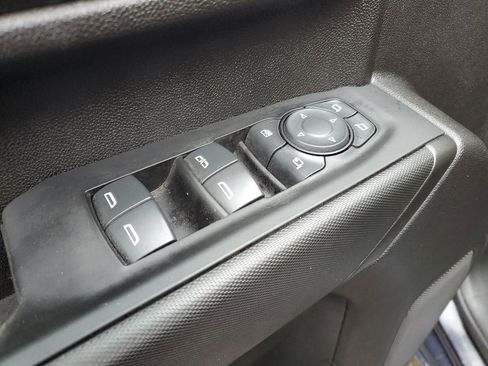 Used 2024 Chevrolet Silverado 2500 Custom w/ Custom Value Package image 23