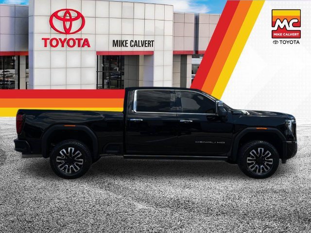 Used 2025 GMC Sierra 2500 Denali Ultimate AWD/4WD image 6