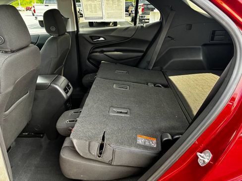 Used 2020 Chevrolet Equinox LT AWD/4WD image 32