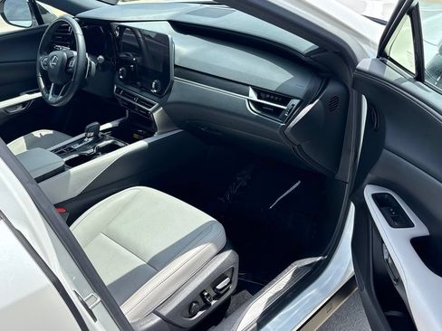 Used 2024 Lexus RX 350 Premium w/ Accessory Package (Z1) FWD image 30