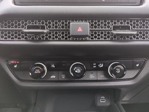 Certified 2024 Honda HR-V Sport image 21