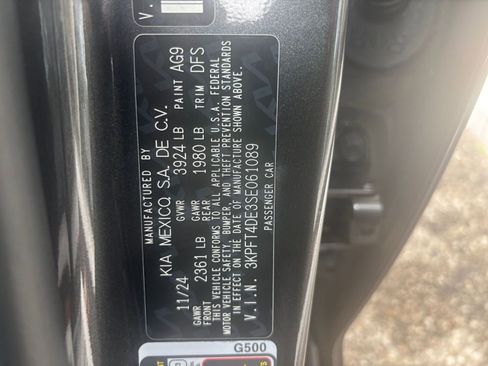 Used 2025 Kia K4 LXS image 29