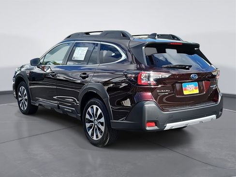Used 2023 Subaru Outback Limited XT image 5