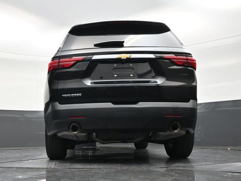 Used 2023 Chevrolet Traverse LS FWD image 24