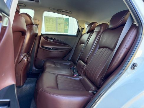 Used 2015 INFINITI QX50 Journey w/ Premium Package image 12