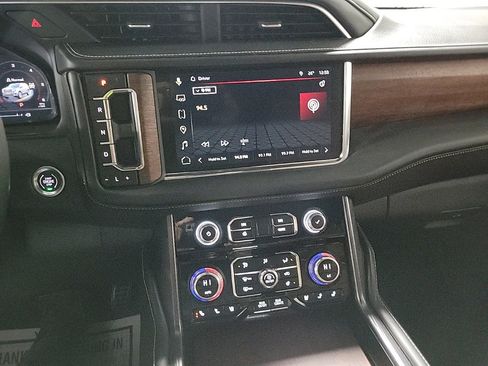 Used 2024 GMC Yukon Denali Ultimate image 13