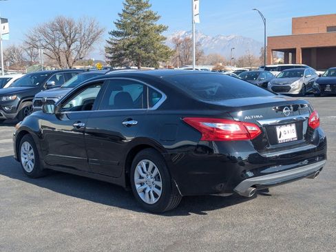 Used 2017 Nissan Altima 2.5 S w/ Power Driver Seat Package image 7