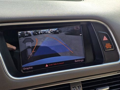 Used 2015 Audi Q5 2.0T Premium Plus w/ Technology Package image 32