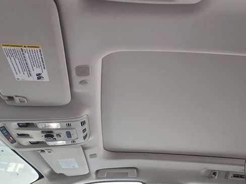 Certified 2021 GMC Yukon Denali w/ Denali Premium Package AWD/4WD image 19