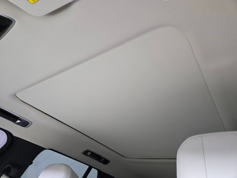 New 2026 Land Rover Range Rover SE AWD/4WD image 12