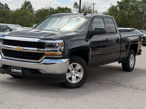 Used 2018 Chevrolet Silverado 1500 LT AWD/4WD image 3