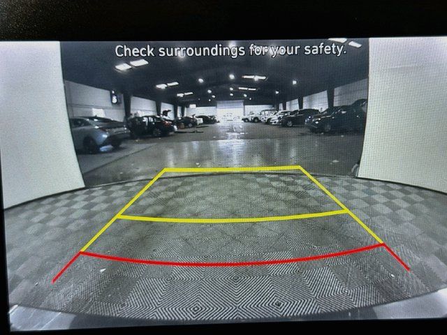 Used 2023 Hyundai Elantra Limited FWD image 16