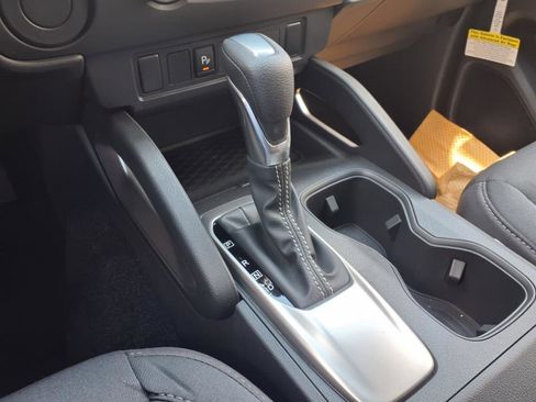 New 2025 Nissan Frontier SV image 17