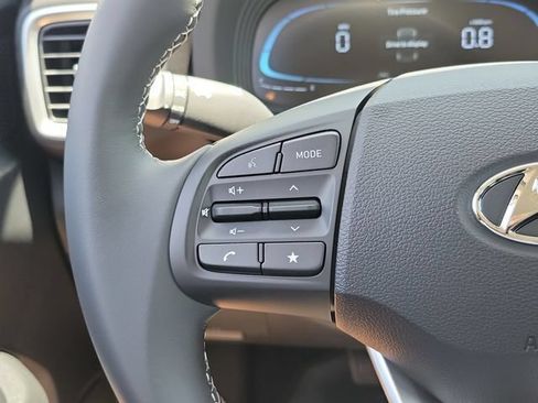 New 2026 Hyundai Venue SEL FWD image 7