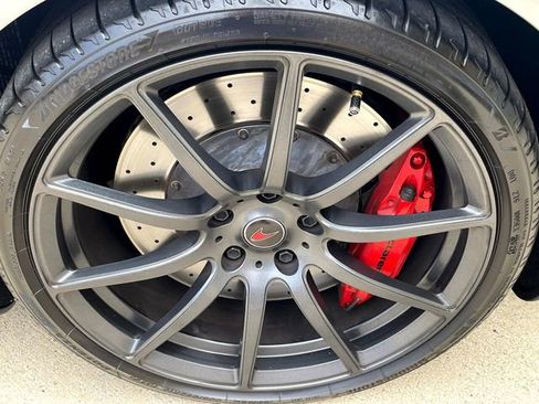 Used 2012 McLaren MP4-12C Base image 65