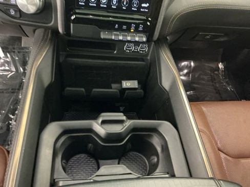 Used 2020 RAM 1500 Limited AWD/4WD image 19