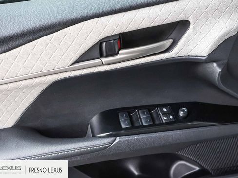 Used 2025 Toyota Camry XLE FWD image 23