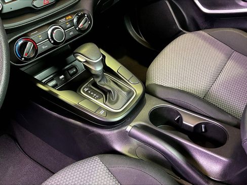Used 2023 Kia Soul LX w/ Option Group 015 FWD image 19