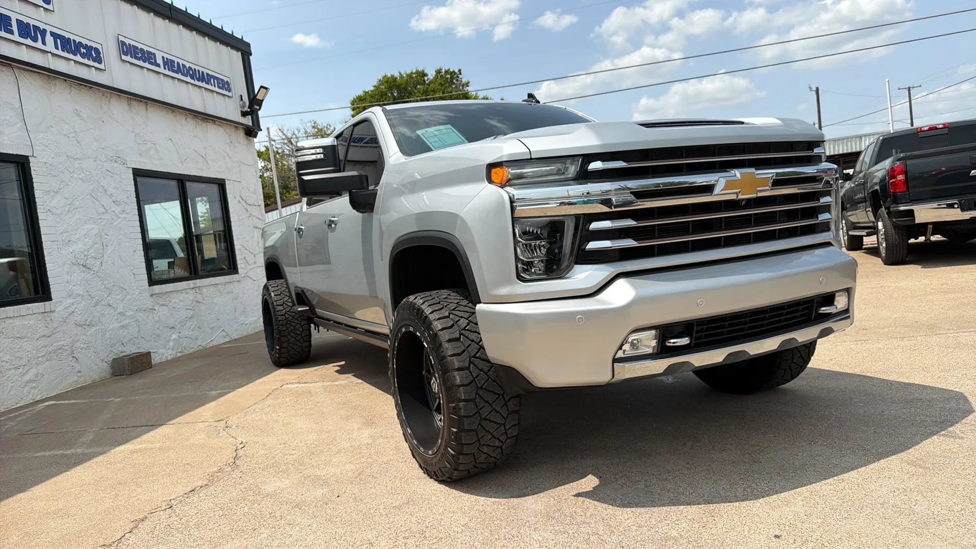 Used 2021 Chevrolet Silverado 2500 High Country w/ Z71 Off-Road Package AWD/4WD image 4