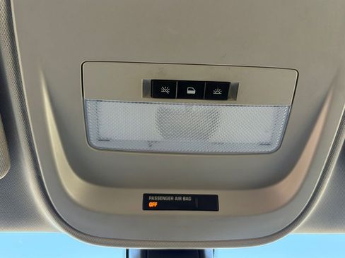 Used 2020 Chevrolet Colorado W/T w/ WT Convenience Package image 25