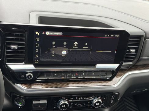 New 2026 GMC Sierra 1500 Elevation image 18