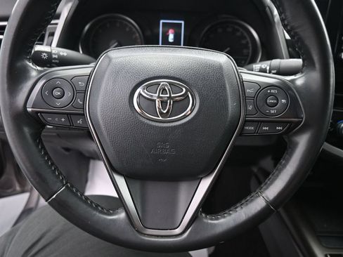 Used 2024 Toyota Camry SE FWD image 16