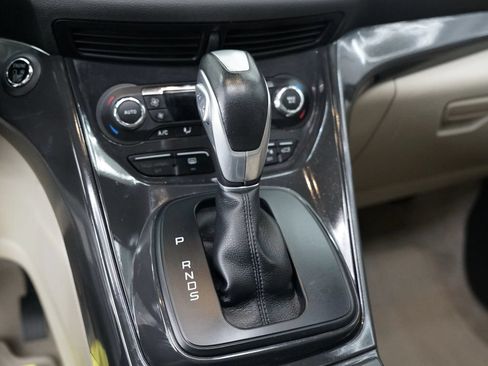 Used 2015 Ford Escape Titanium w/ Equipment Group 301A FWD image 24