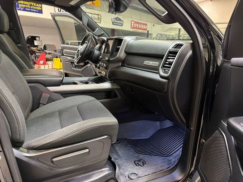 Used 2019 RAM 1500 Big Horn RWD image 37