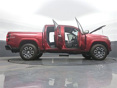 Certified 2024 Chevrolet Colorado Z71 w/ Advanced Trailering Package image 61