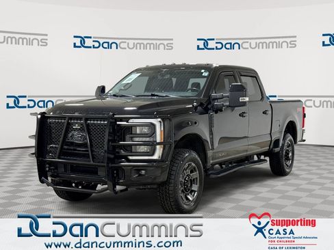 Used 2023 Ford F250 Lariat w/ Sport Appearance Package AWD/4WD image 1