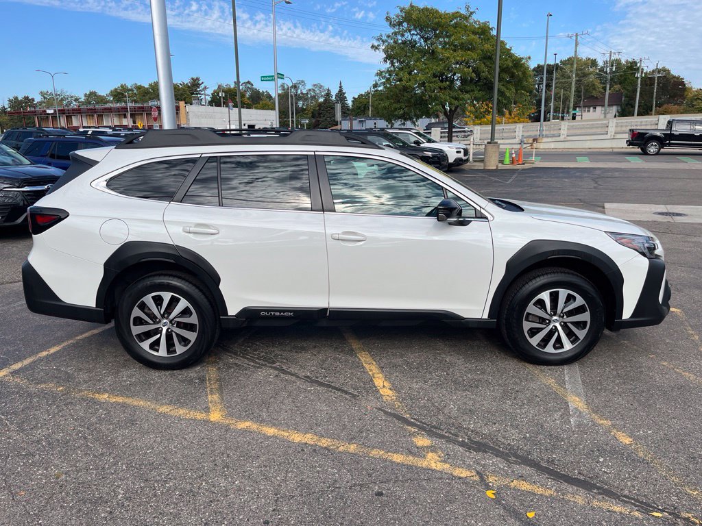Certified 2024 Subaru Outback Premium AWD/4WD image 2