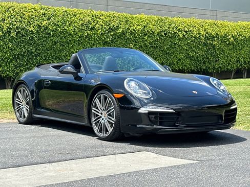 Certified 2015 Porsche 911 Carrera 4S AWD/4WD image 11